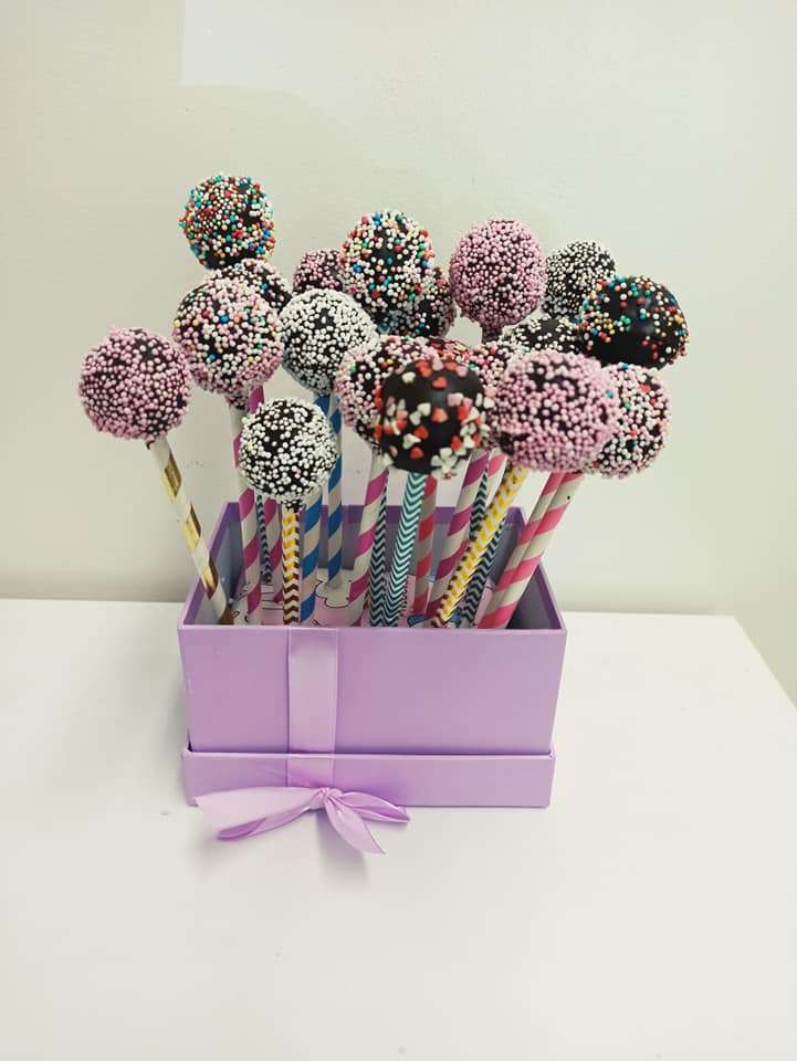 Čokoladni cake popsi